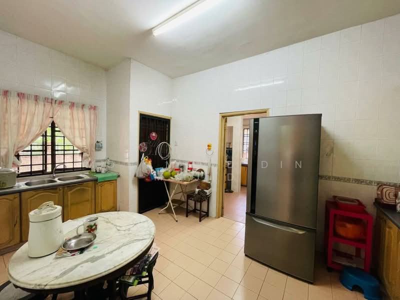 Bukit Jelutong untuk Untuk Dijual - RM 1,350,000, Mac 2026 - PropertyGuru.com.my
