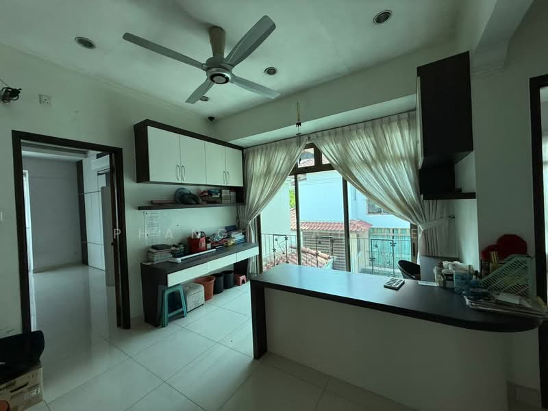 Taman Sutera Utama untuk Untuk Dijual - RM 2,080,000, Mac 2026 - Interior - PropertyGuru.com.my