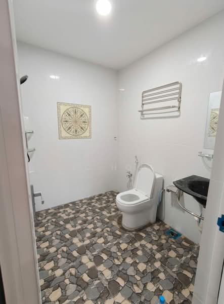 Taman Chi Liung untuk Untuk Dijual - RM 700,000, Mac 2026 - Bathroom - PropertyGuru.com.my