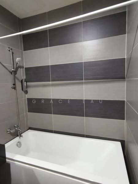 Condominium for Rent at KSL D'Esplanade Residence - Grace Lau - Bathroom - PropertyGuru.com.my