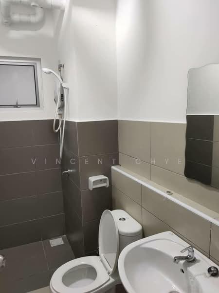 Residensi Lanai untuk Untuk Disewa - RM 1,500 /bulan, Mac 2026 - Bathroom - PropertyGuru.com.my