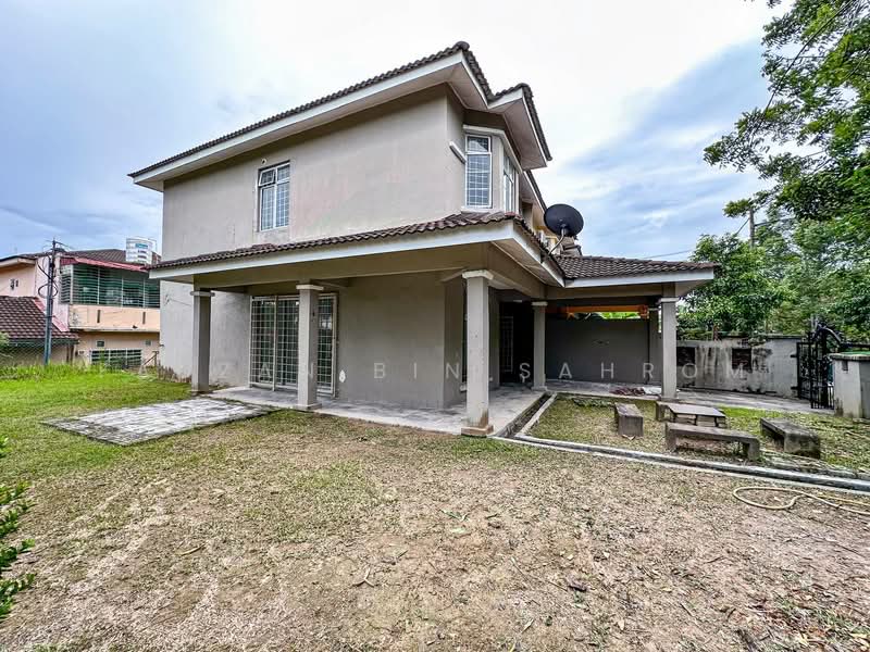 2-storey Terraced House for Sale in Taman Lestari Putra (Seri Kembangan) - Fauzan bin Sahrom - Exterior - PropertyGuru.com.my