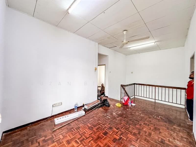 2-storey Terraced House for Sale in Taman Lestari Putra (Seri Kembangan) - Fauzan bin Sahrom - Interior - PropertyGuru.com.my