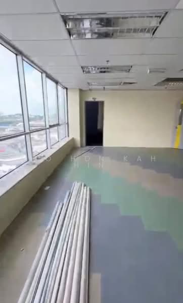 Office for Sale in Subang Jaya (Selangor) - Leo Hon Kah Hin - Interior - PropertyGuru.com.my