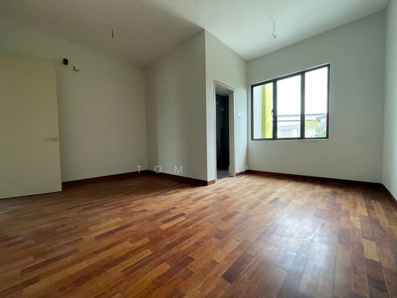 Bungalow for Sale in Bandar Country Homes (Rawang) - Tom Yip - Interior - PropertyGuru.com.my
