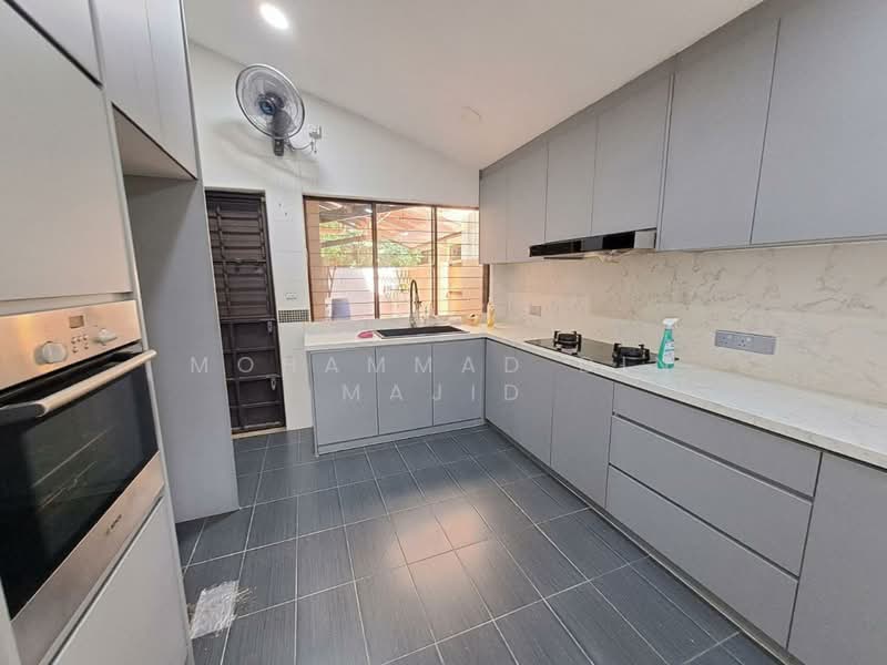 2-storey Terraced House for Sale in Bukit Jelutong (Shah Alam) - Mohammad Din Majid - PropertyGuru.com.my