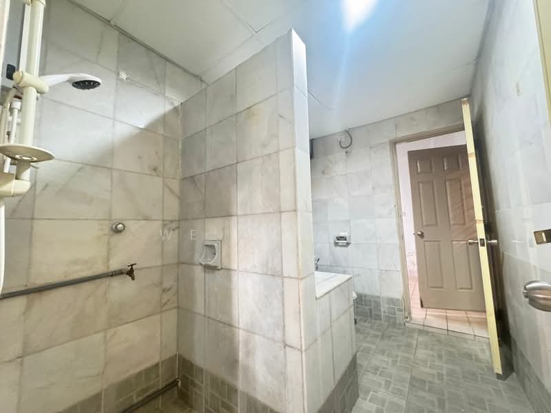 Pelita Indah untuk Untuk Dijual - RM 480,000, Mac 2026 - Bathroom 2 - PropertyGuru.com.my