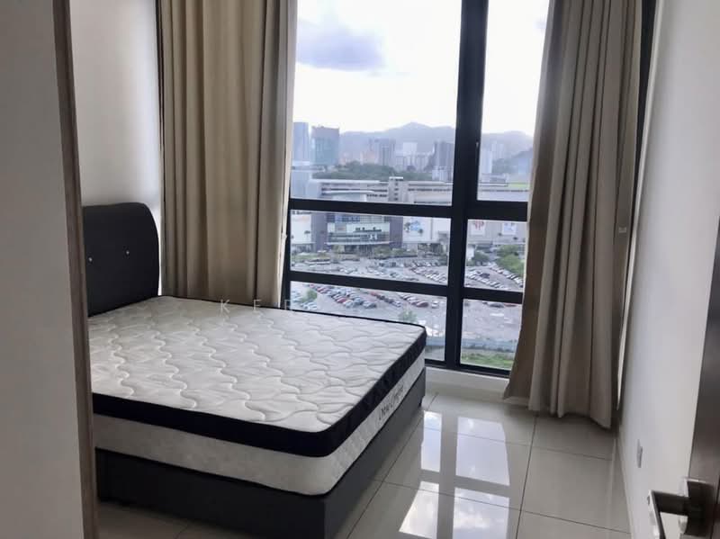 Condominium for Sale at Queens Residences Q2 @ Queens Waterfront - Kerly Kee - Bedroom - PropertyGuru.com.my