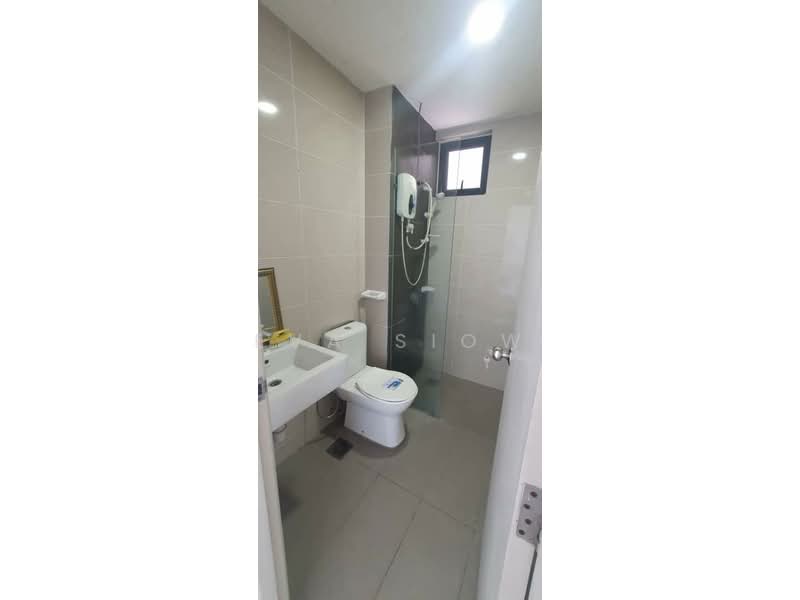 Condominium for Sale at The Raffles Suites - Eva Siow - Bathroom - PropertyGuru.com.my