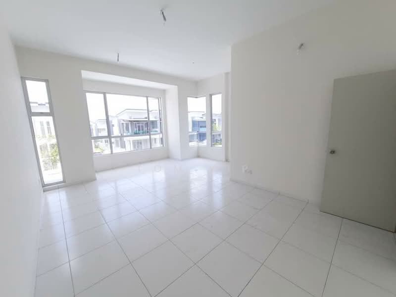 Acacia Park 4B untuk Untuk Dijual - RM 550,000, Mac 2026 - Living Room - PropertyGuru.com.my