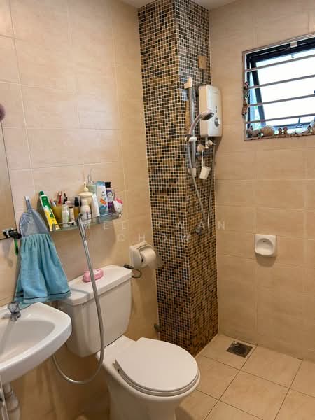 Suria Utama untuk Untuk Dijual - RM 549,000, Mac 2026 - Bathroom - PropertyGuru.com.my