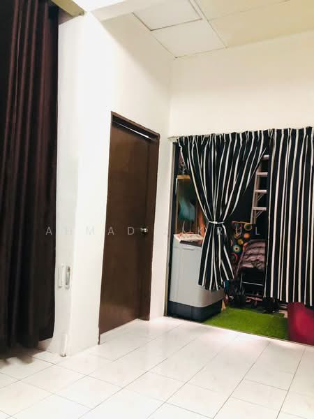1-storey Terraced House for Sale in Taman Pinggiran Senawang (Sungai Gadut) - Ahmad Zikrul - Interior - PropertyGuru.com.my