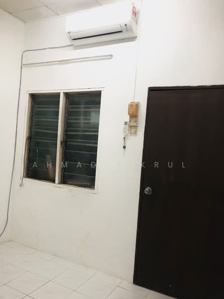 1-storey Terraced House for Sale in Taman Pinggiran Senawang (Sungai Gadut) - Ahmad Zikrul - Interior - PropertyGuru.com.my