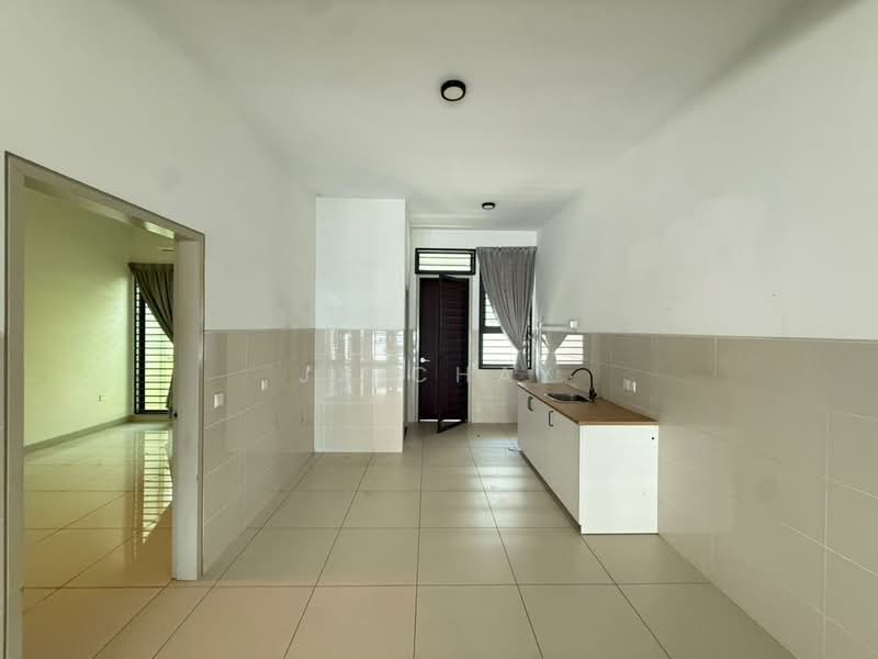 2-storey Terraced House for Sale in Denai Alam (Shah Alam) - Jx Chay - Kitchen - PropertyGuru.com.my