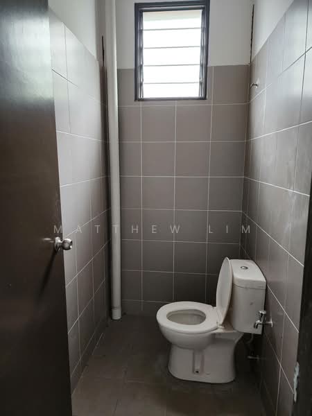 Terrace Factory for Rent in Telok Panglima Garang (Jenjarom) - Matthew Lim - Bathroom - PropertyGuru.com.my