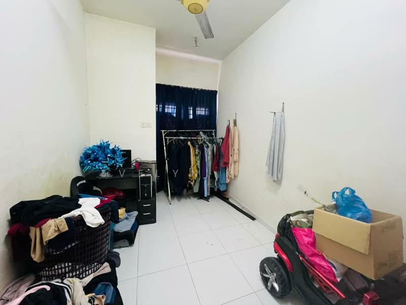 2-storey Terraced House for Sale in Bandar Tasik Puteri (Rawang) - Evelyn Khoo - Bedroom - PropertyGuru.com.my
