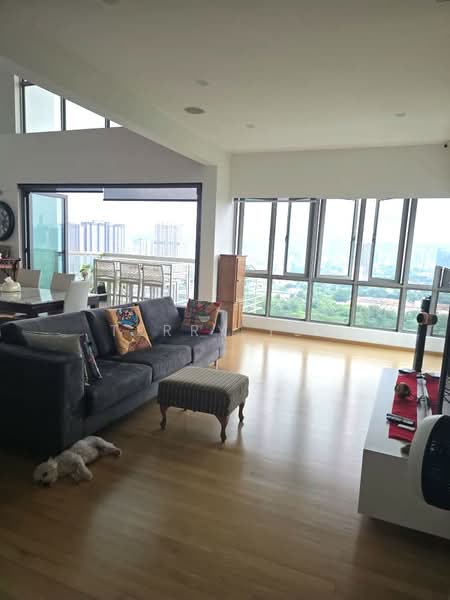 The Maple Condominium untuk Untuk Disewa - RM 12,000 /bulan, Mac 2026 - Living Room - PropertyGuru.com.my