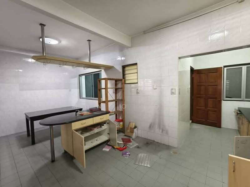 2-storey Terraced House for Sale in Taman Bukit Mewah (Kajang) - Mango Loh - Kitchen - PropertyGuru.com.my