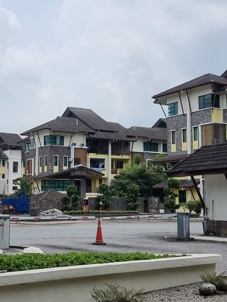 Townhouse for Sale in Bandar Tun Hussein Onn (Cheras) - Ellie Pang - Exterior - PropertyGuru.com.my