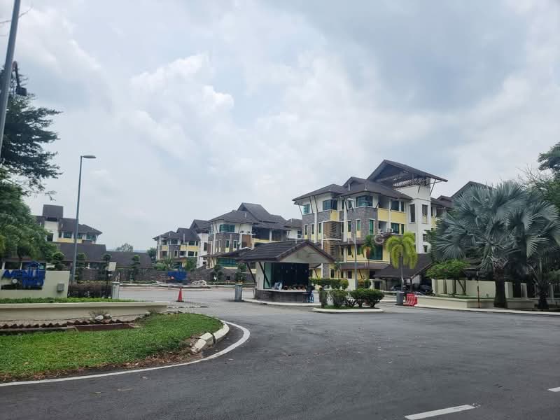 Townhouse for Sale in Bandar Tun Hussein Onn (Cheras) - Ellie Pang - Exterior - PropertyGuru.com.my