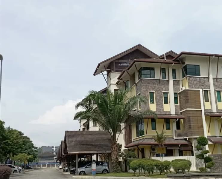 Townhouse for Sale in Bandar Tun Hussein Onn (Cheras) - Ellie Pang - Exterior - PropertyGuru.com.my