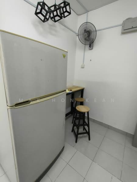 Kemuning Aman untuk Untuk Disewa - RM 700 /bulan, Mac 2026 - Kitchen - PropertyGuru.com.my