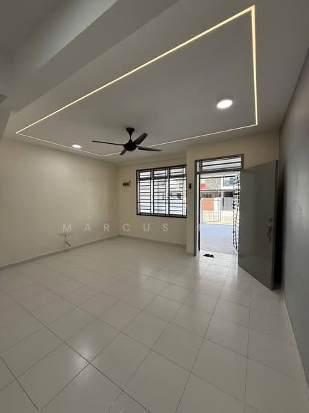 Pasir Gudang Pasirs Gudangs untuk Untuk Dijual - RM 439,000, Mac 2026 - Living Room - PropertyGuru.com.my