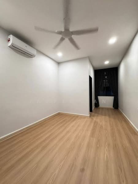 2-storey Terraced House for Sale in Taman Molek (Johor Bahru) - Jasper Tan - Interior - PropertyGuru.com.my