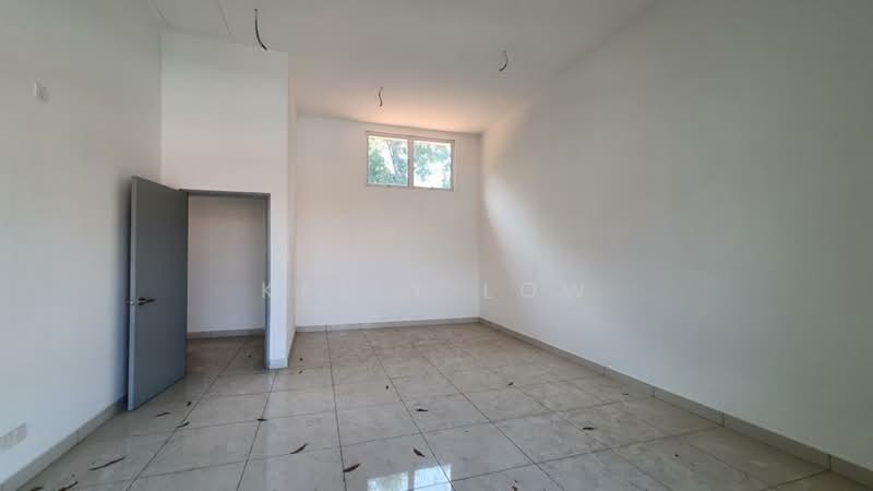 2.5-storey Terraced House for Sale in Seri Kembangan (Selangor) - Kelly Low - PropertyGuru.com.my