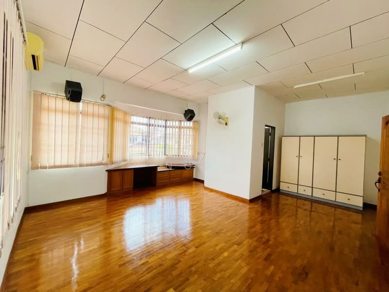 2-storey Terraced House for Sale in Batu Pahat (Johor) - NGO - Bedroom - PropertyGuru.com.my