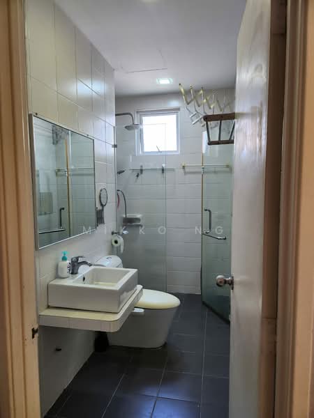 Service Residence for Rent at Vue Residences - Mikko Ng - Bathroom - PropertyGuru.com.my