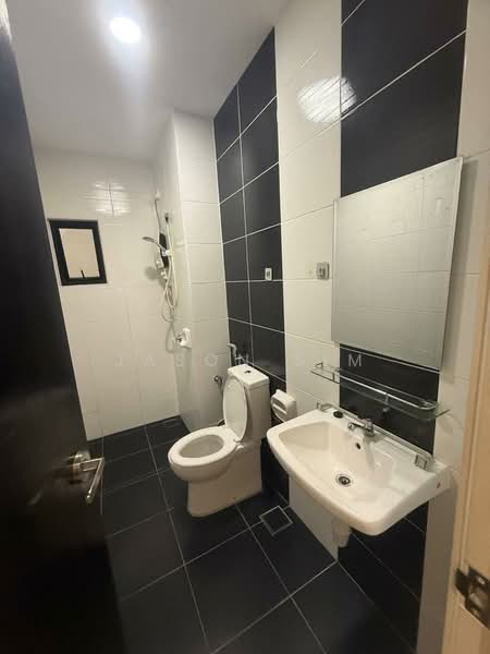 Service Residence for Sale at Sky View - Jason Sim - Bathroom - PropertyGuru.com.my