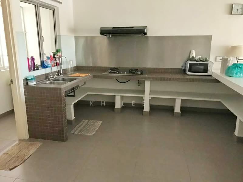 Condominium for Sale at Villa Flora - KH LEE - Kitchen - PropertyGuru.com.my