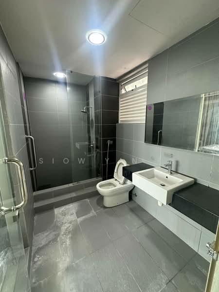 Service Residence for Sale at Tropez Residences - Siow Yan Er - Bathroom - PropertyGuru.com.my