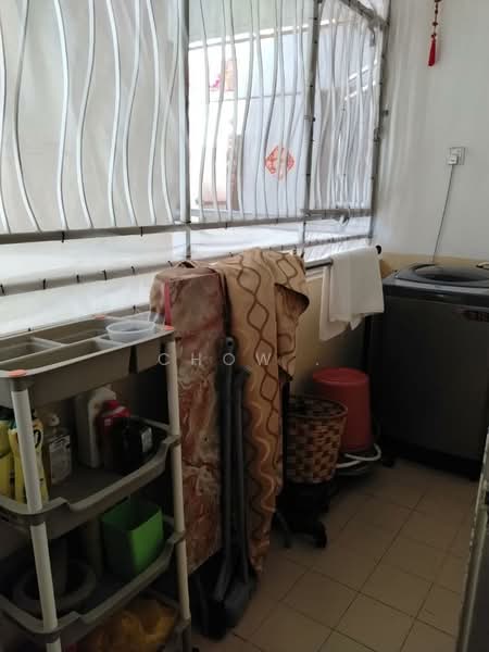 Condominium for Sale at Segar View Condominium - Chow . - Balcony - PropertyGuru.com.my