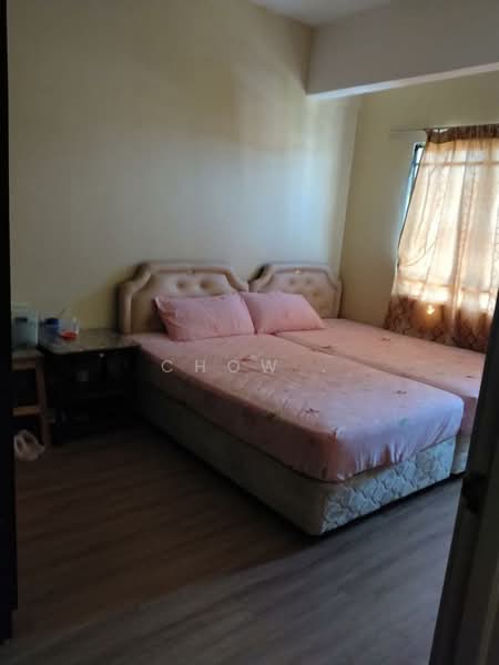 Condominium for Sale at Segar View Condominium - Chow . - Bedroom - PropertyGuru.com.my