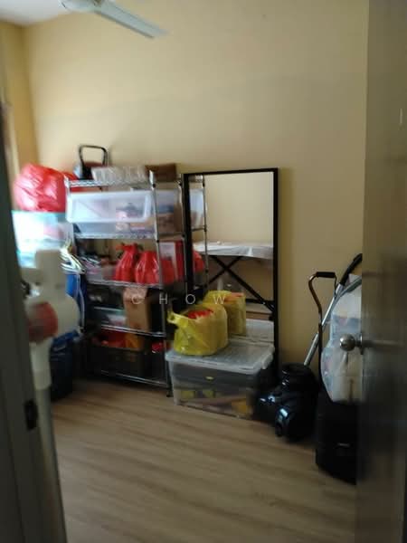 Condominium for Sale at Segar View Condominium - Chow . - Interior - PropertyGuru.com.my