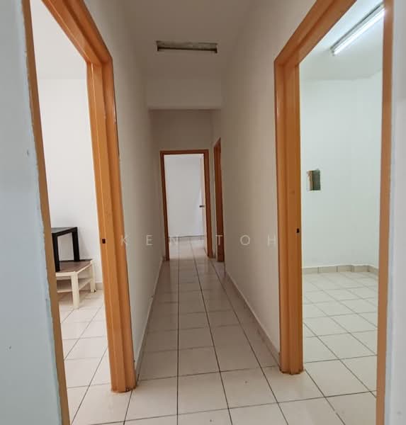 Tropika Apartment untuk Untuk Dijual - RM 365,000, Mac 2026 - Corridor - PropertyGuru.com.my