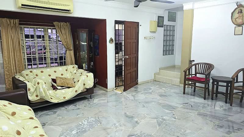 Rumah Teres 2.5 Tingkat untuk Dijual di Gasing Indah (Petaling Jaya) - Cooper Chow - Living Room - PropertyGuru.com.my