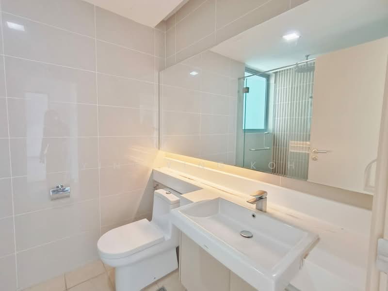 Suasana Bukit Ceylon / Raja Chulan Residences untuk Untuk Dijual - RM 890,000, Mac 2026 - Bathroom - PropertyGuru.com.my