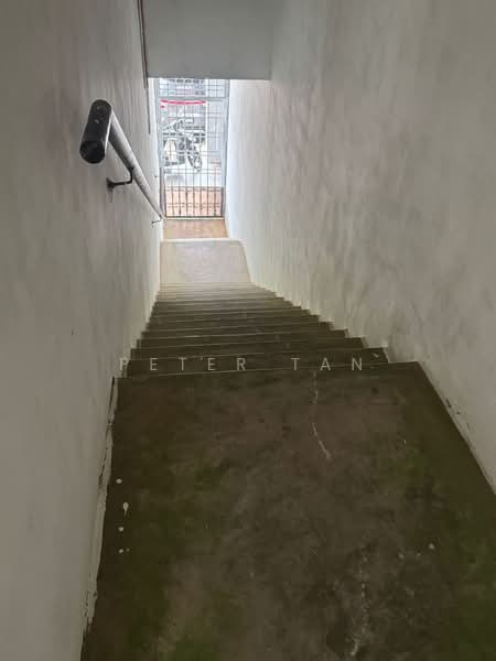 Shop / Office for Rent in Taman Pelangi (Johor Bahru) - Peter Tan - Corridor - PropertyGuru.com.my