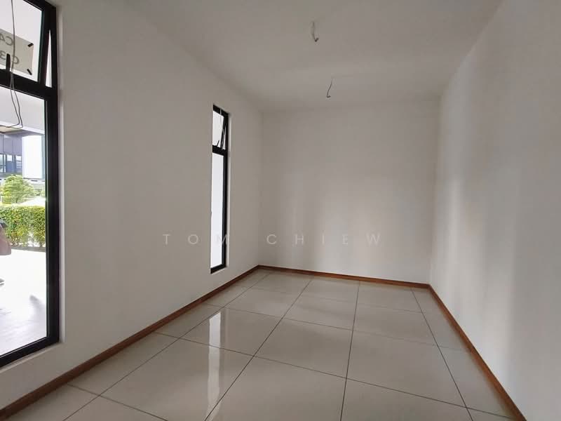 3-storey Terraced House for Sale in Senibong Cove (Masai) - Tom Chiew - Interior - PropertyGuru.com.my