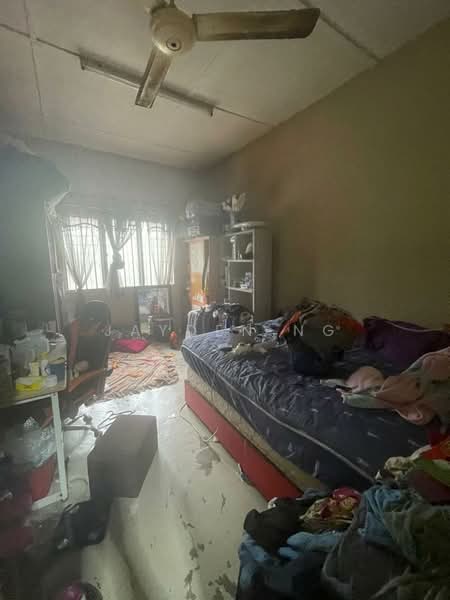 2-storey Terraced House for Sale in Taman Johor Jaya (Johor Bahru) - Jayden Ng - Bedroom - PropertyGuru.com.my