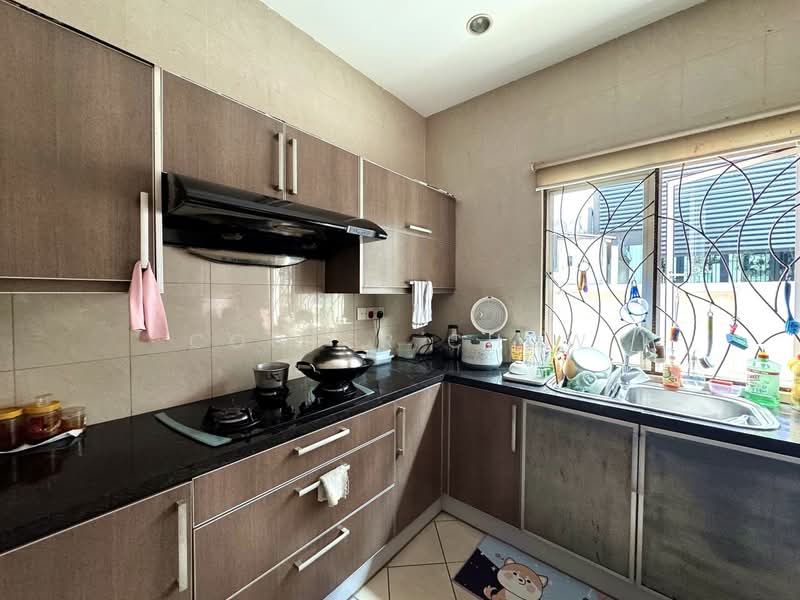 Bungalow for Sale in Kelana Jaya (Petaling Jaya) - Cooper Chow - Kitchen - PropertyGuru.com.my