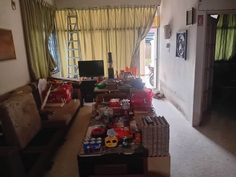 1-storey Terraced House for Sale in Skudai (Johor) - William Lee - Living Room - PropertyGuru.com.my