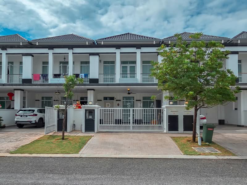 2-storey Terraced House for Sale in Semenyih (Selangor) - Syed Shah - Exterior - PropertyGuru.com.my