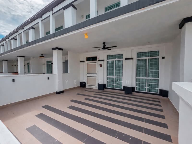 2-storey Terraced House for Sale in Semenyih (Selangor) - Syed Shah - Exterior - PropertyGuru.com.my