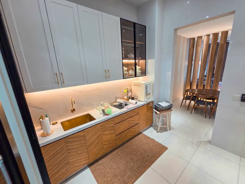 2-storey Terraced House for Sale in Semenyih (Selangor) - Syed Shah - Kitchen - PropertyGuru.com.my