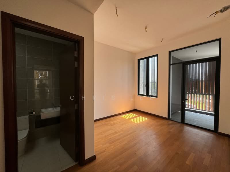 Zero-Lot Bungalow for Sale in Telok Panglima Garang (Selangor) - Chris Lee - Bathroom - PropertyGuru.com.my