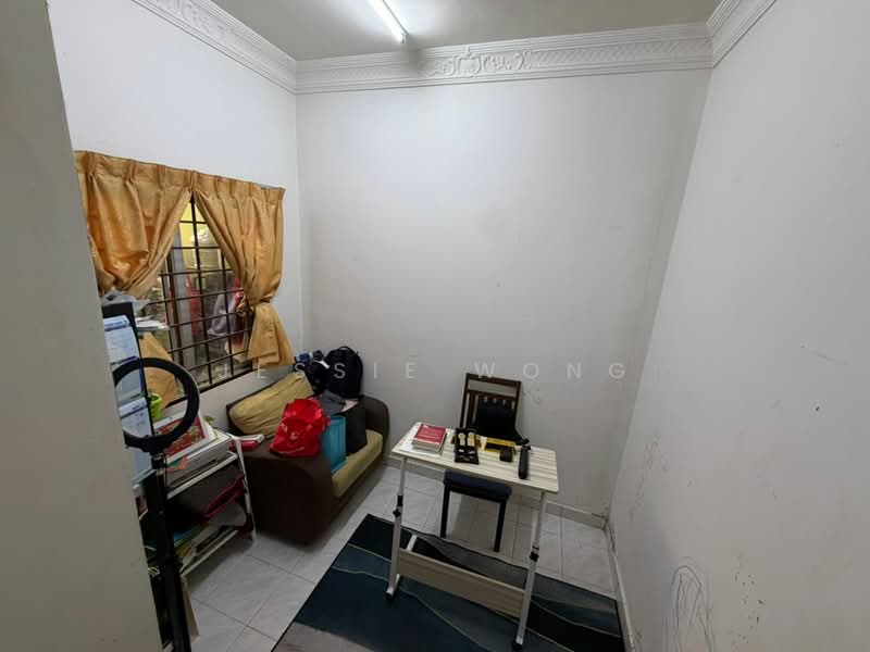 2-storey Terraced House for Sale in Saujana Rawang (Rawang) - Jessie Wong - Study - PropertyGuru.com.my